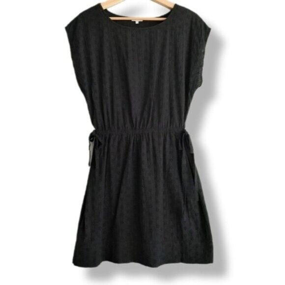 ELORIE Floral Embroidered Eyelet Sleeveless Mini Black Dress Sz M - Picture 1 of 10